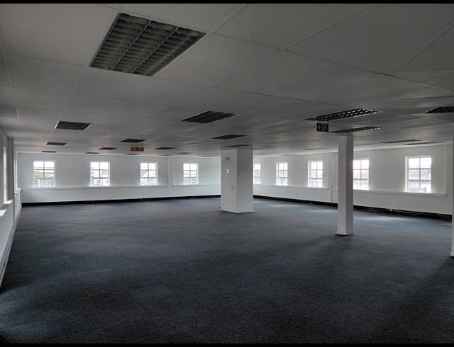 370M² OFFICE TO LET IN FOURWAYS